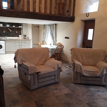 Sams Cottage Corderry エクステリア 写真
