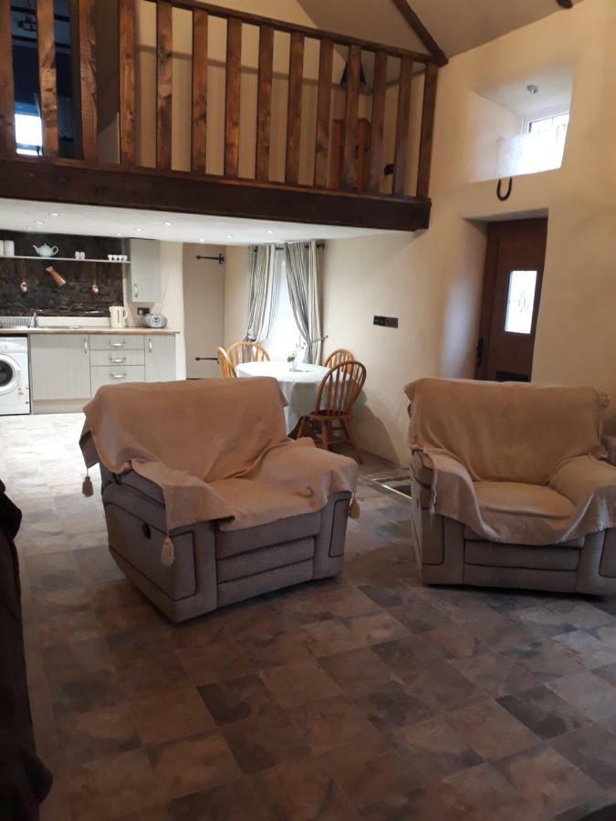 Sams Cottage Corderry エクステリア 写真